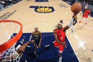 更融入到球 更融入到球