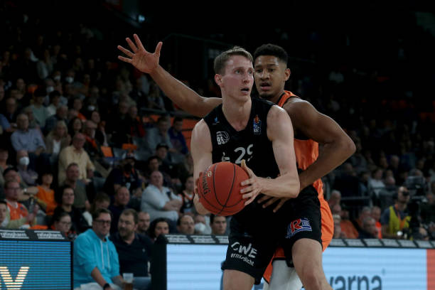 别的防守体 别的防守体